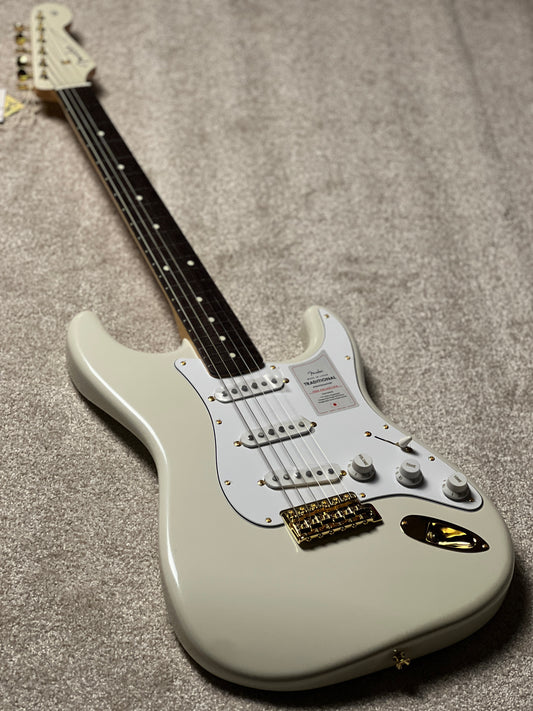 Fender Japan Traditional 2025 Collection 60s Stratocaster with RW FB in White Pearl JD25014418
