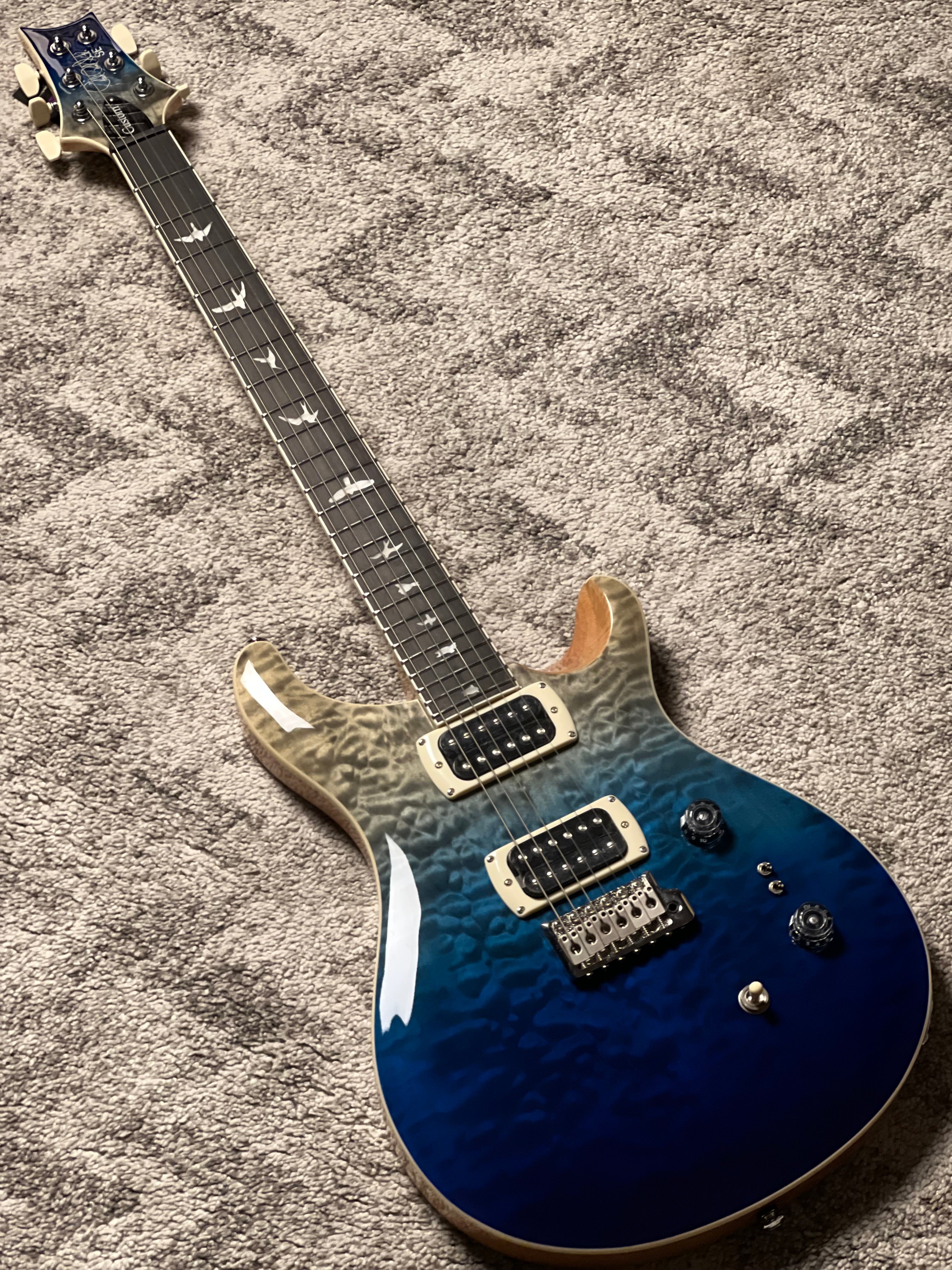 PRS SE Custom 24-08 Quilt in Blue Fade Limited Edition