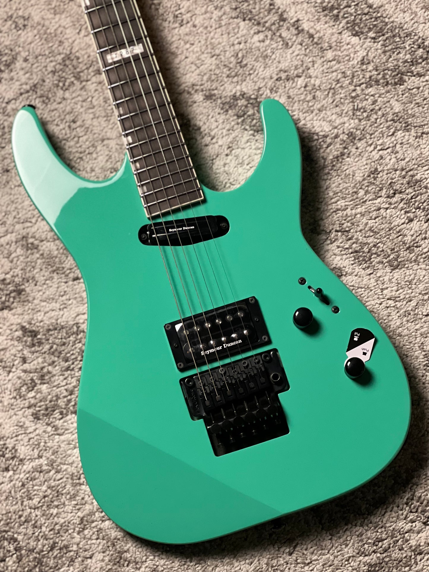 ESP LTD Mirage Deluxe ‘87 in Turquoise W24013395