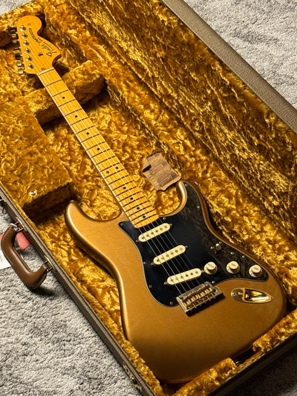 Fender Limited Edition Bruno Mars Stratocaster with Maple FB in Mars Mocha US23065232 (USED)