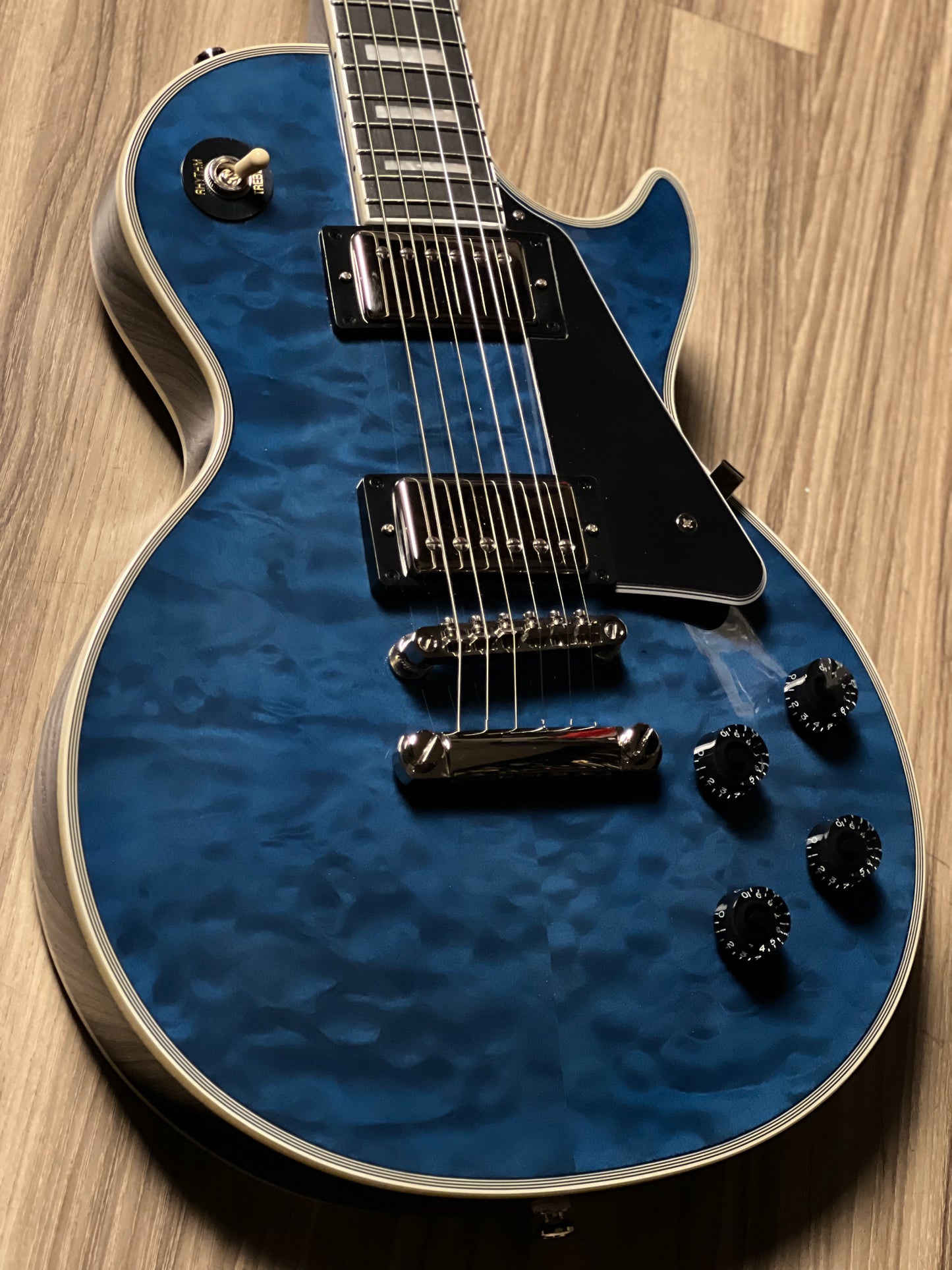 Epiphone Les Paul Custom Quilt in Viper Blue w/Premium GigBag