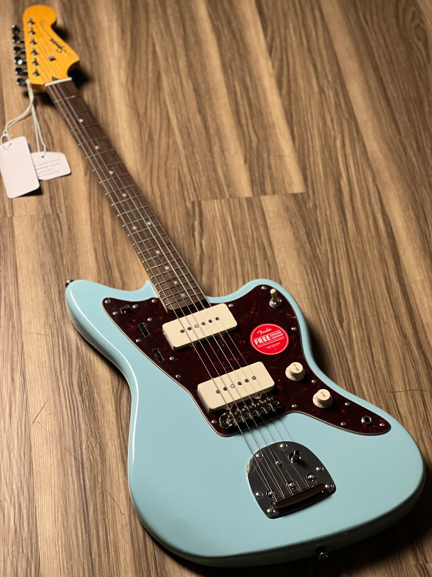 Squier FSR Classic Vibe 60s Jazzmaster with Laurel FB in Daphne Blue