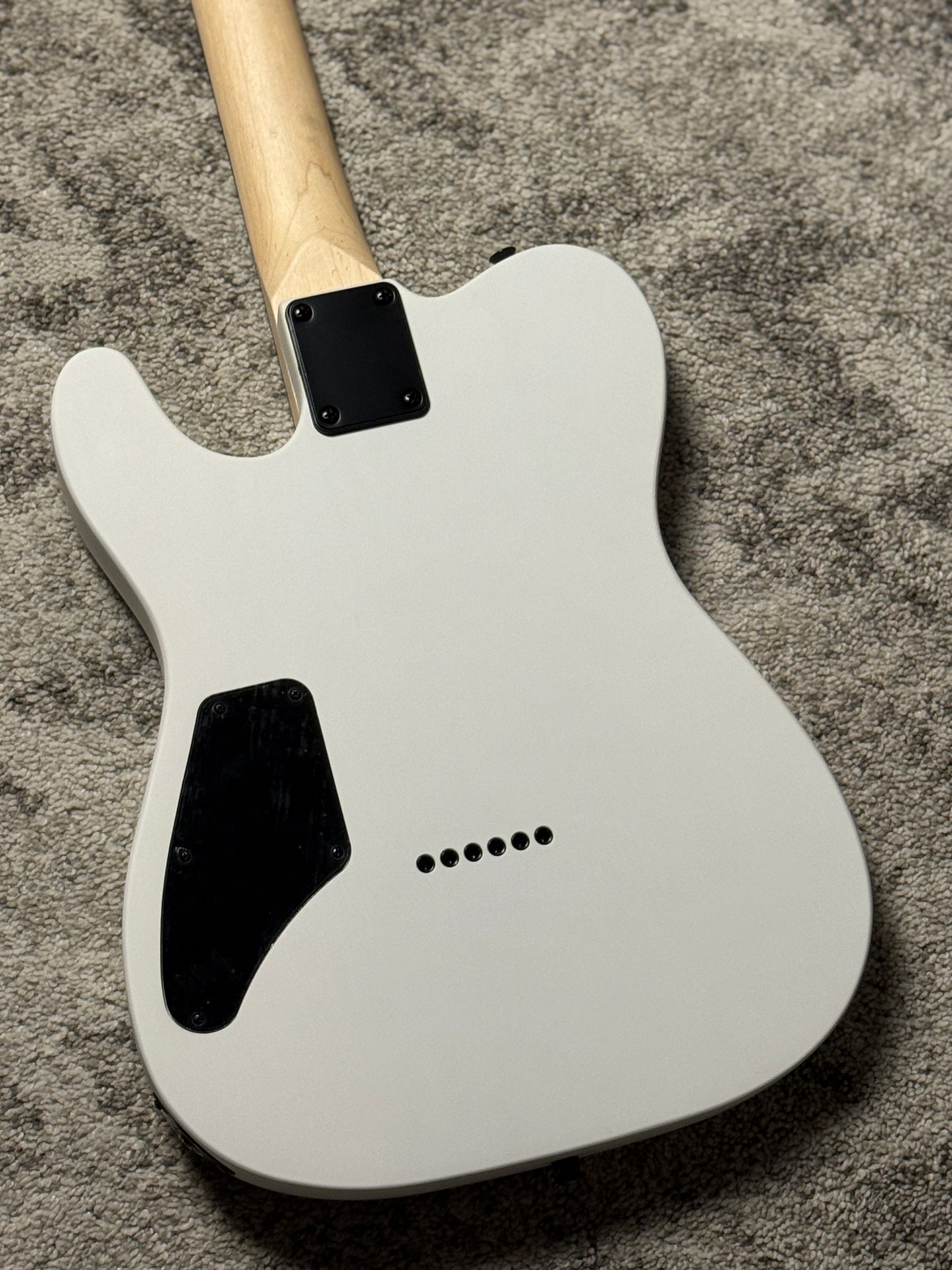 SLX Raven Modern Essentials 22 with Rosewood FB in in Satin White