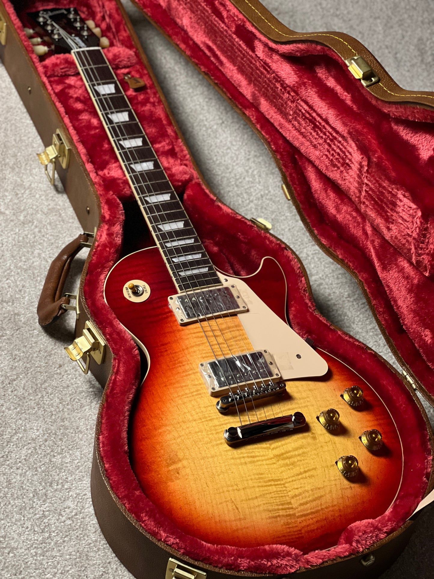 Gibson Les Paul Standard 50s Original Collection in Heritage Cherry Sunburst 221330039