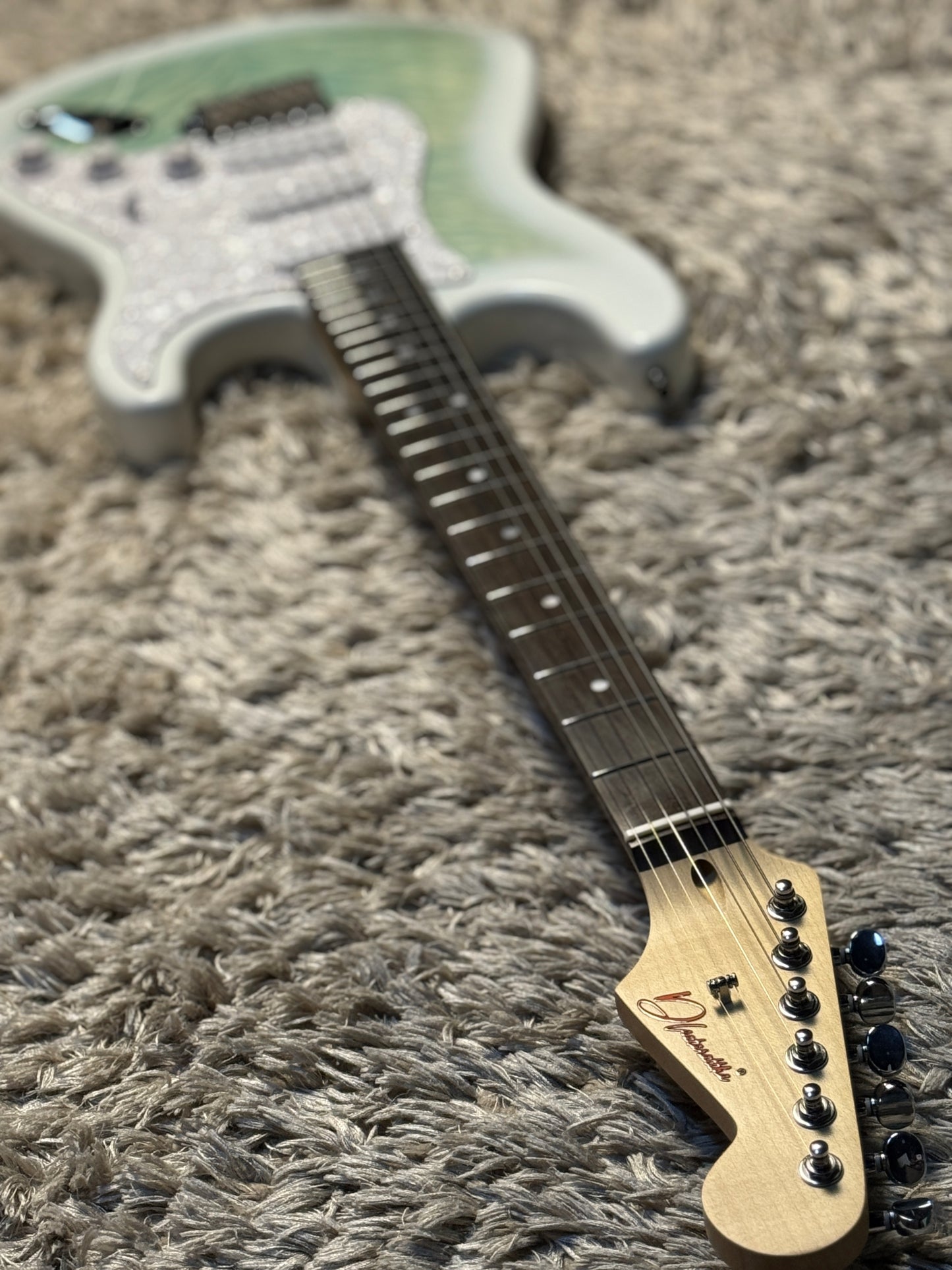 Dhatarattha Classic DST HSS in Larimar with Rosewood FB and Quilt Maple Top