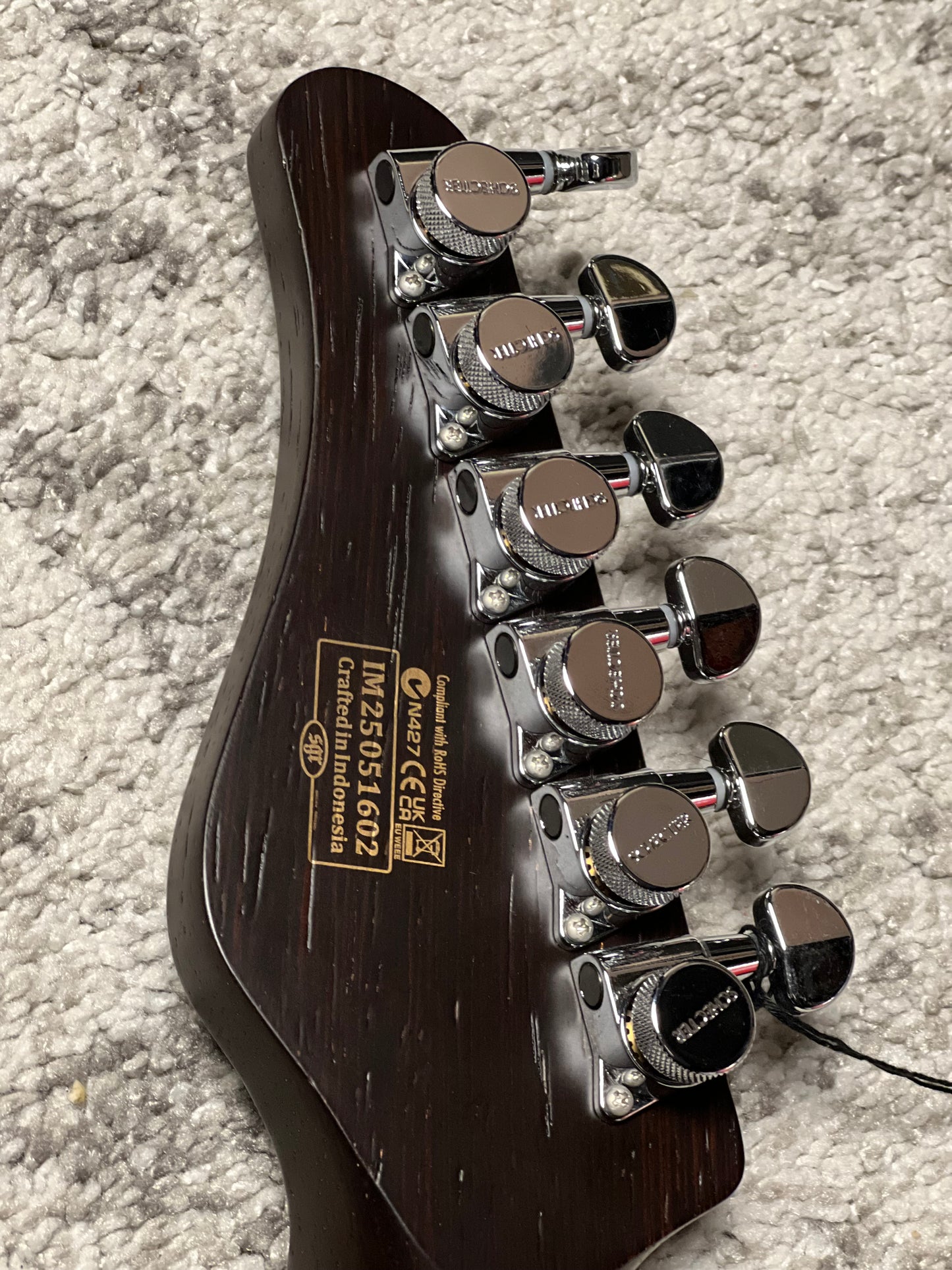 Schecter MV-6 with Ebony Fingerboard in Metallic Purple IM25051602