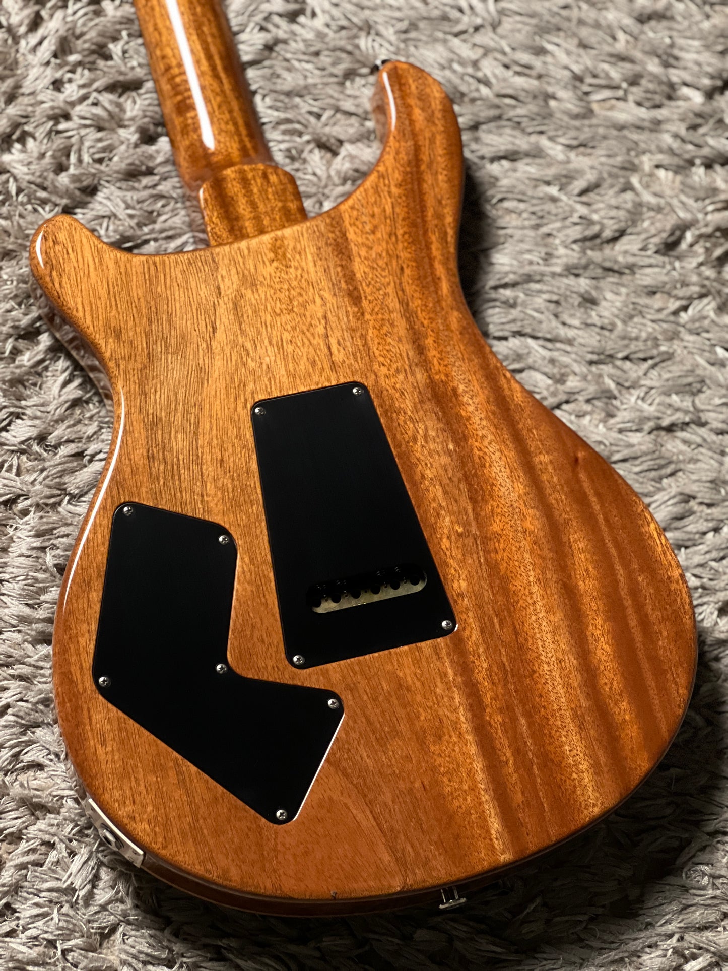 PRS Modern eagle V in Charcoal S/N 23 0357153