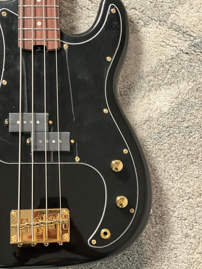 SQOE SPB609 4-STRING PB-STYLE in Black