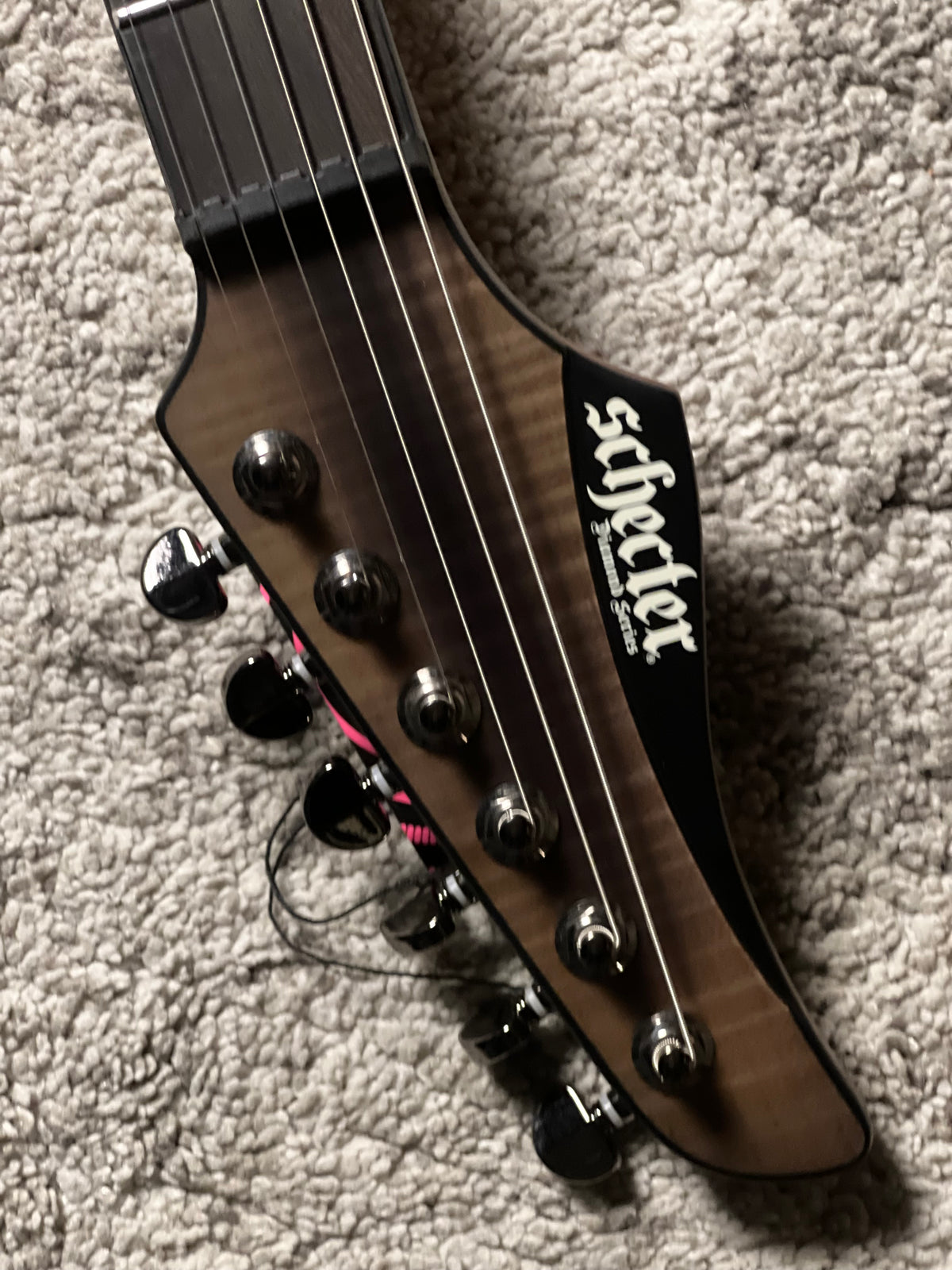 Schecter Banshee Mach-6 in Fallout Burst