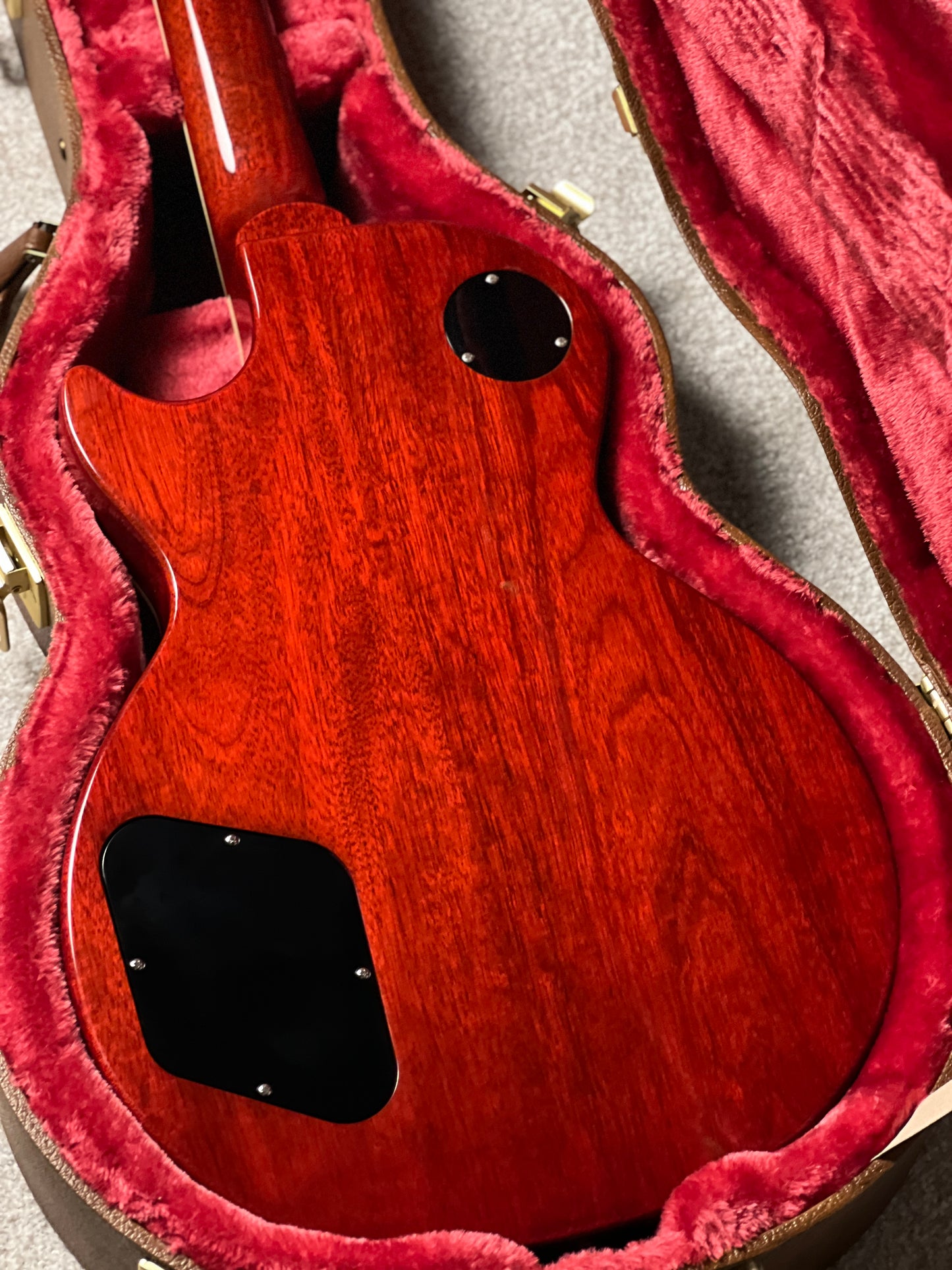 Gibson Les Paul Standard 50s Original Collection in Heritage Cherry Sunburst 221330039