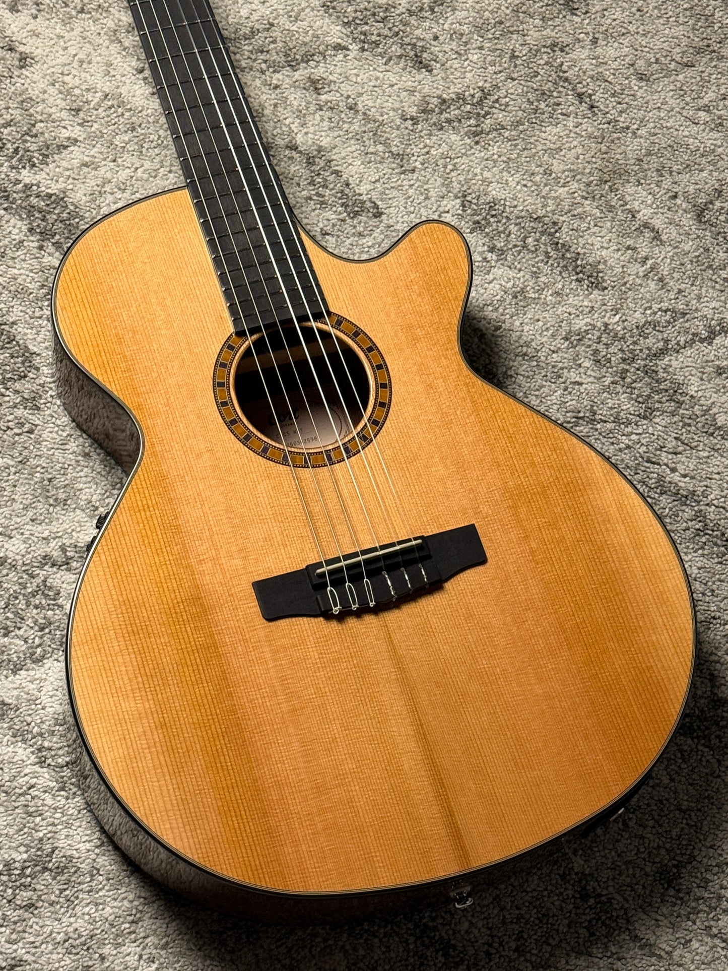 Cort CEC 5 Nylon Acoustic Electric in Natural