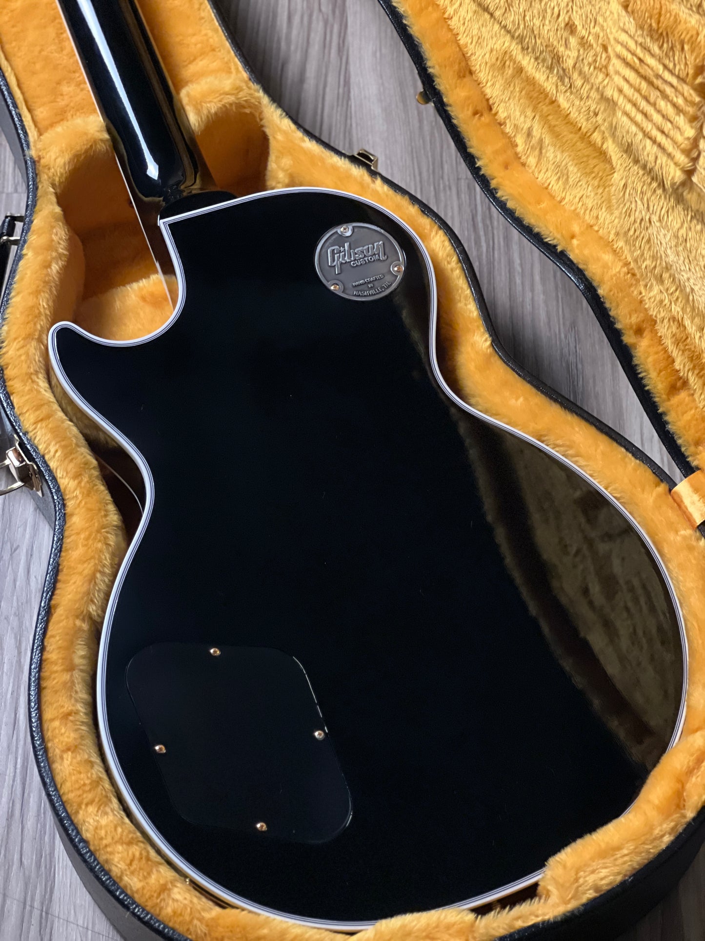 Gibson Les Paul Custom Ebony Fingerboard Gloss in Ebony w/ Case CS 404473