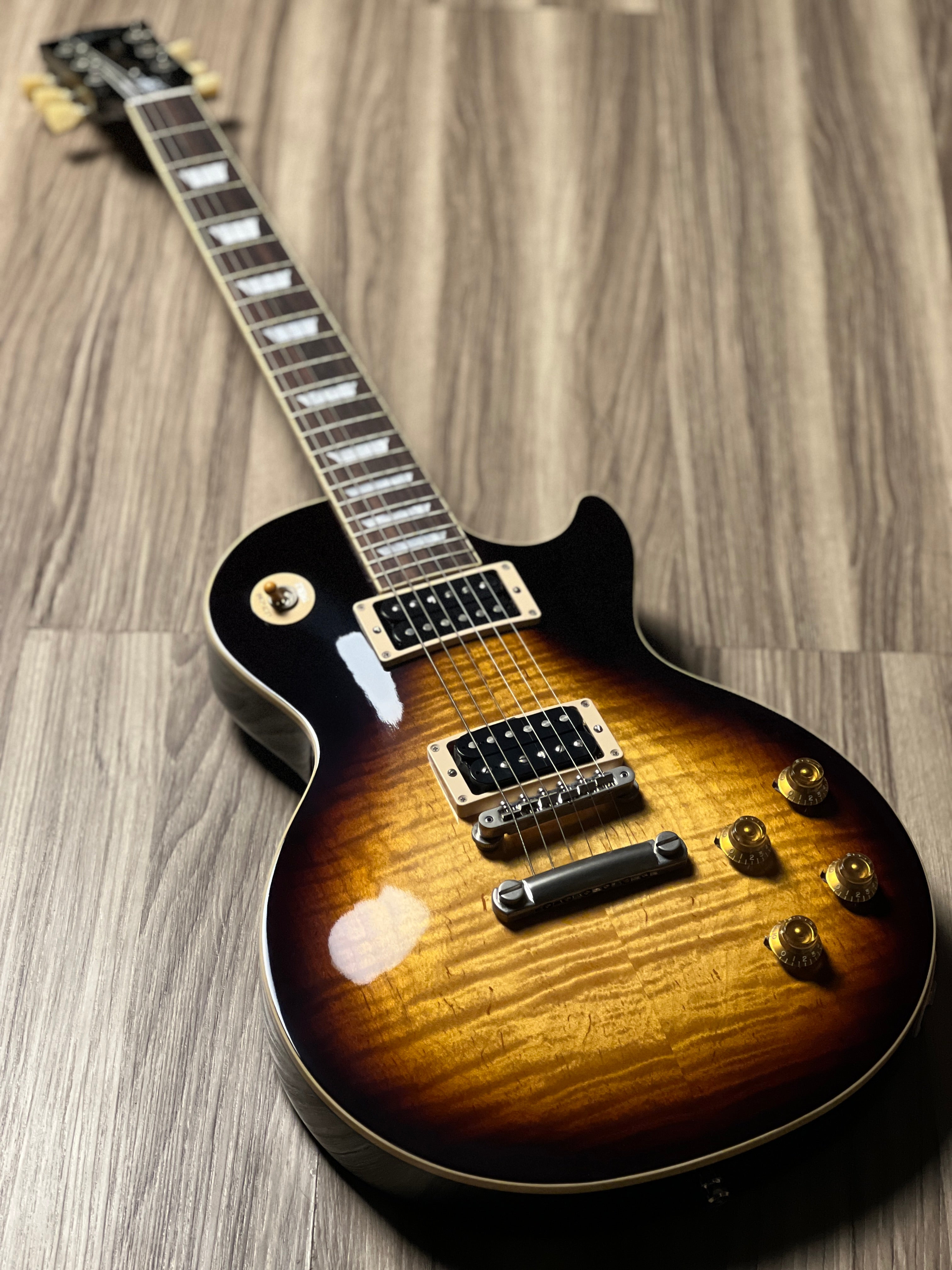 Gibson Slash Les Paul Standard in November Burst w/Case 204730357