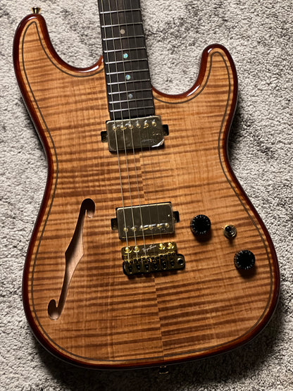 UW GuitarWorks Jazz Pop ST in Whiskey brown