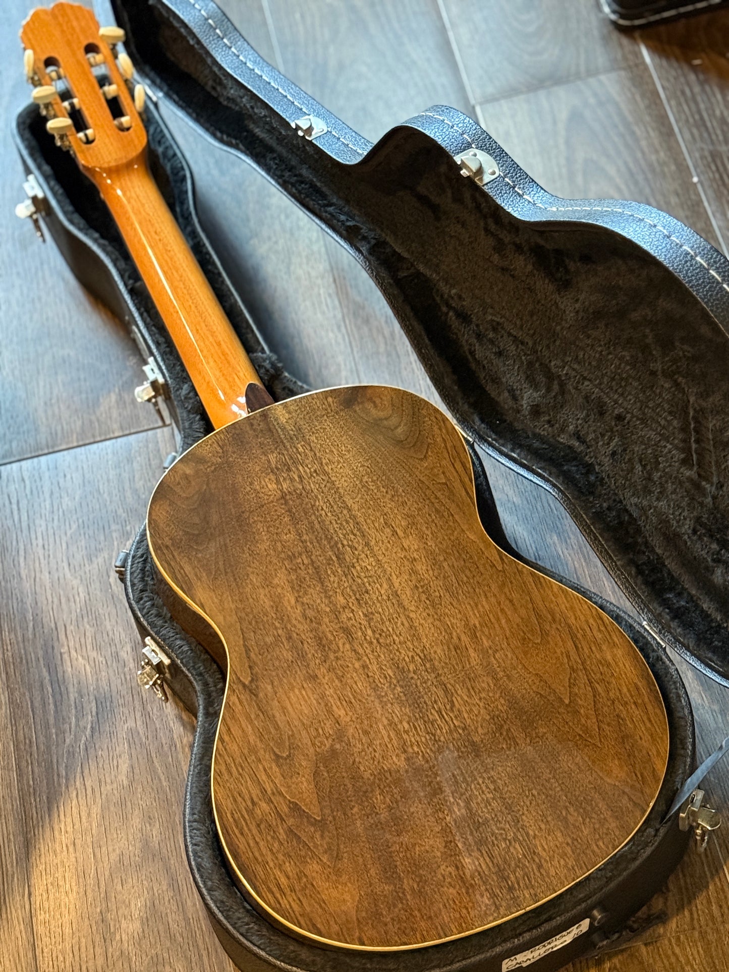 Manuel Rodriguez Caballero 10 Cutaway Nylon String Acoustic-Electric Guitar Natural with Case S/N 08800 (USED)