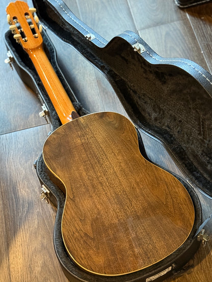 Manuel Rodriguez Caballero 10 Cutaway Nylon String Acoustic-Electric Guitar Natural with Case S/N 08800 (USED)