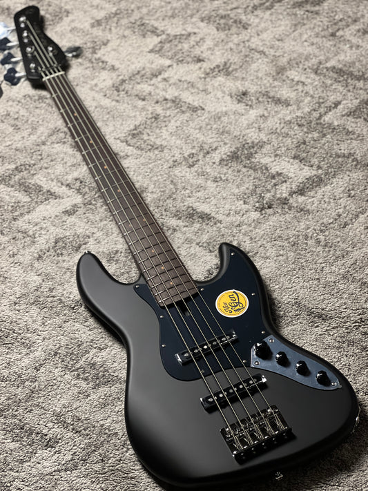 Sire Marcus Miller V3-5 New Gen Electric Bass Guitar in Black Satin