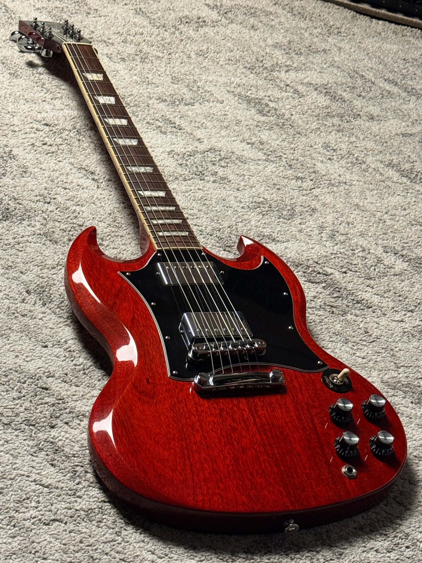Gibson SG Standard in Heritage Cherry with Gigbag 219230117 (USED)