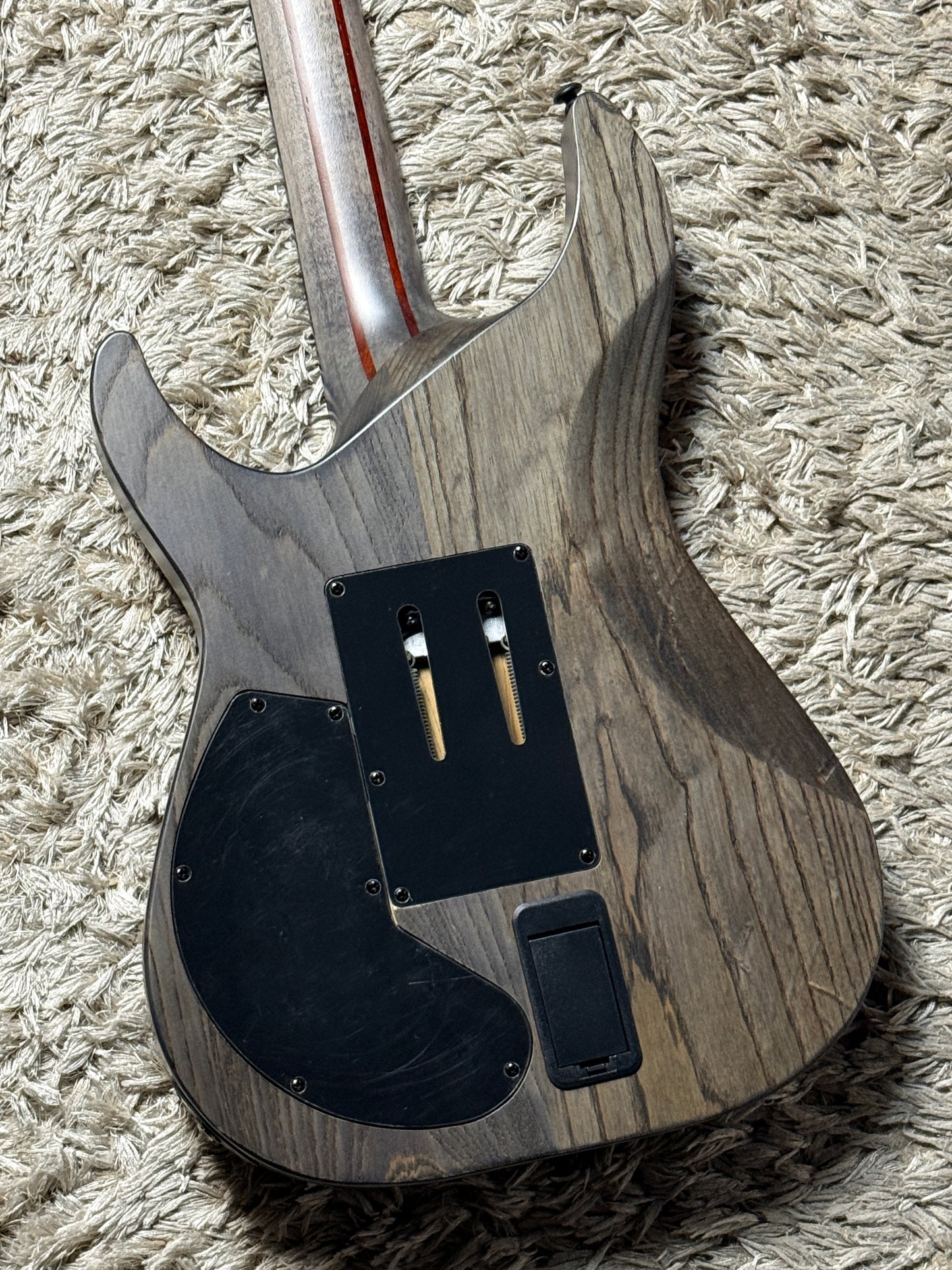 Schecter C-1 FR-S Apocalypse - รัชกาลแดง