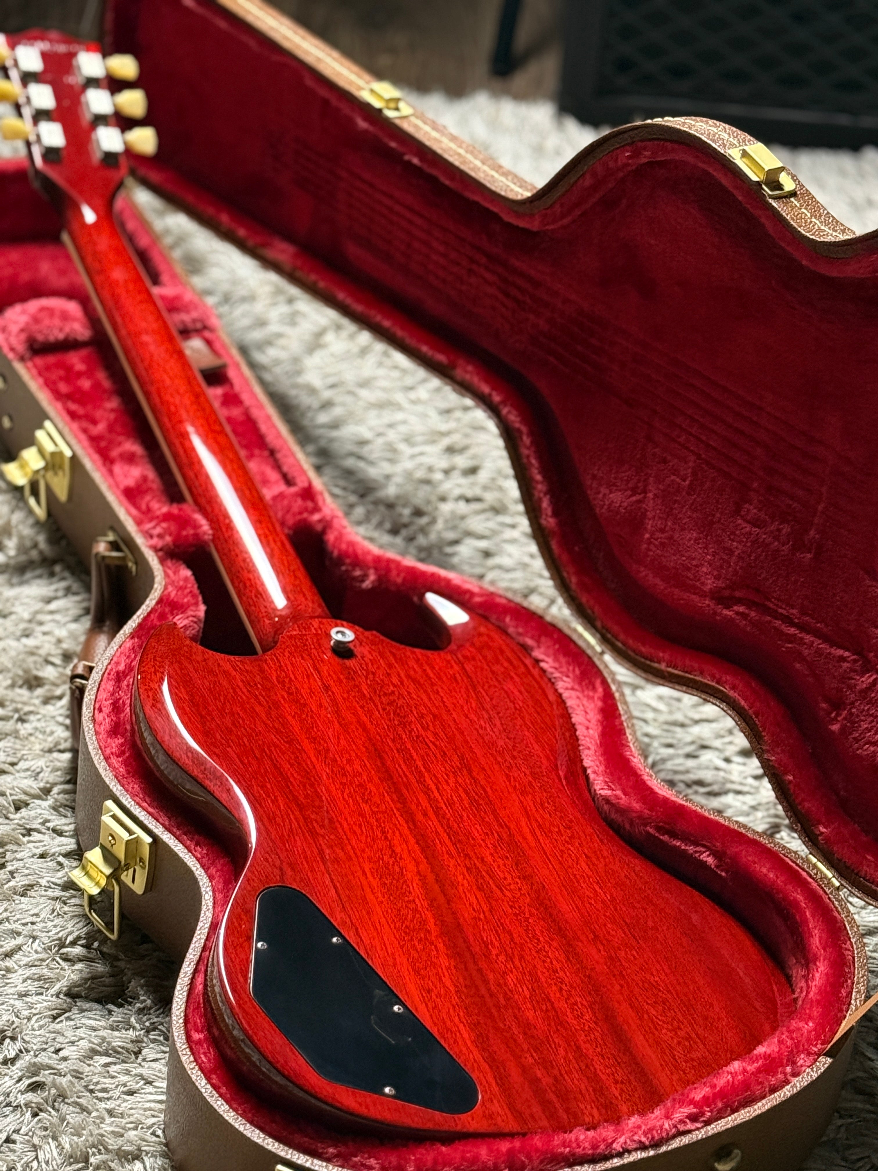 Gibson SG Standard 61 Sideways Vibrola in Vintage Cherry 224420048