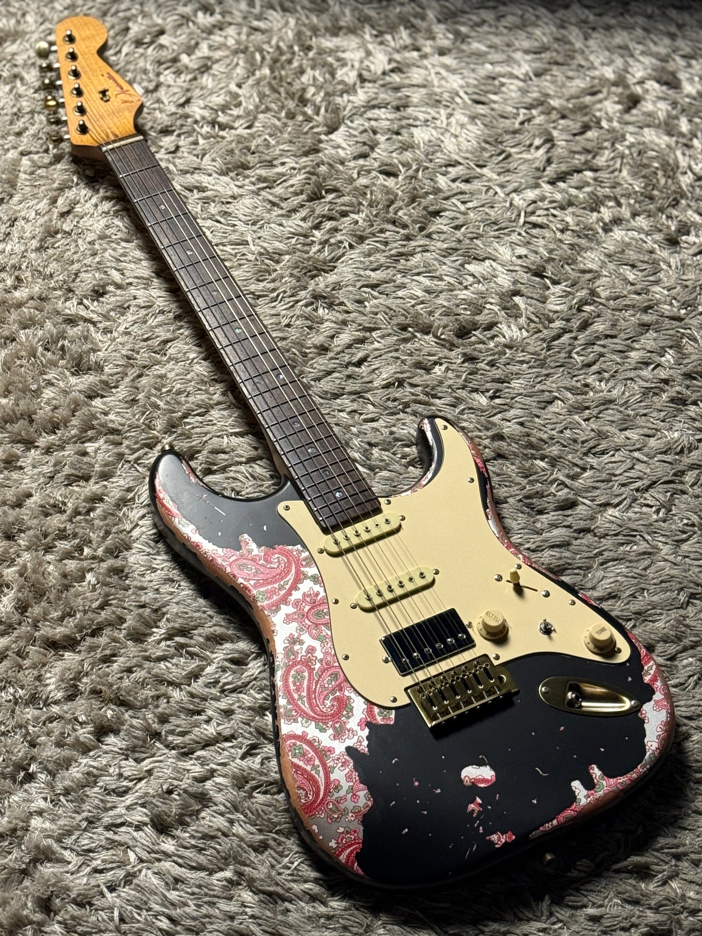 Dhatarattha Classic DST HSS in Black over Pink Paisley with Rosewood FB and Nitrocellulose Lacquer Relic