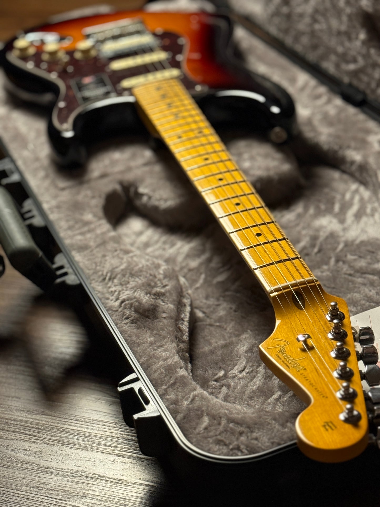 Fender American Professional II HSS Stratocaster With Maple FB In 3-Tone Sunburst US22102686