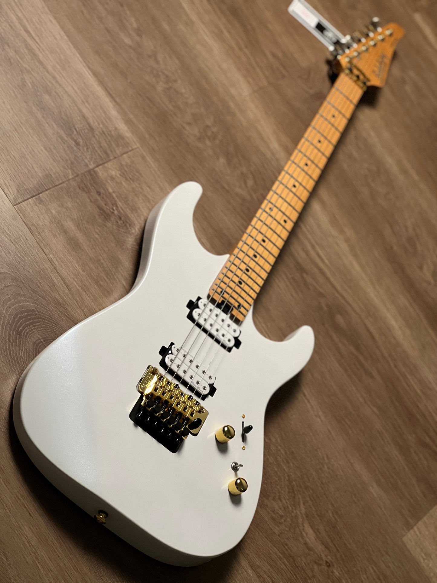 Soloking MS-1 Custom 24 HH FR Flat Top in Pearl White with Gold Hardware Nafiri Special Run