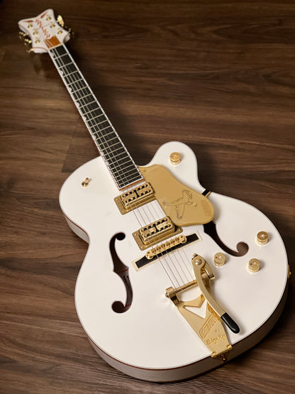 Gretsch G6136TG Players Edition Falcon Hollowbody With Bigsby In White