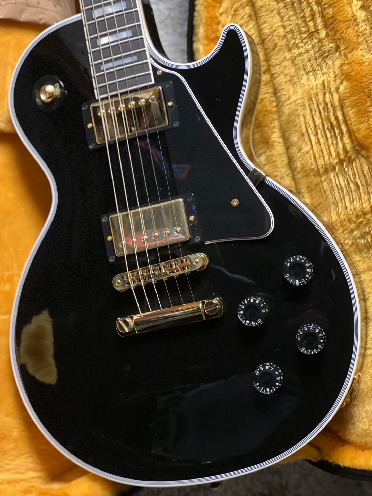 Gibson Les Paul Custom Ebony Fingerboard Gloss Ebony w/ Case CS 403758