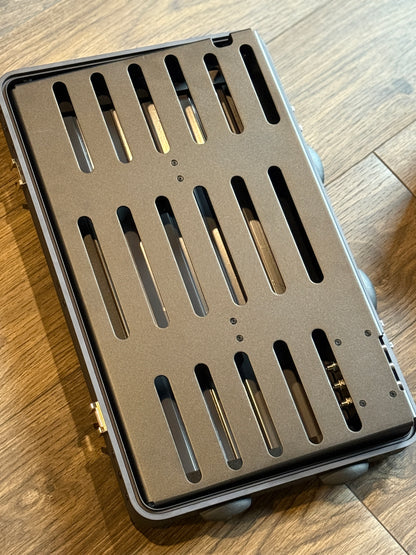 Boss BCB-1000 Deluxe Pedal Board and Case