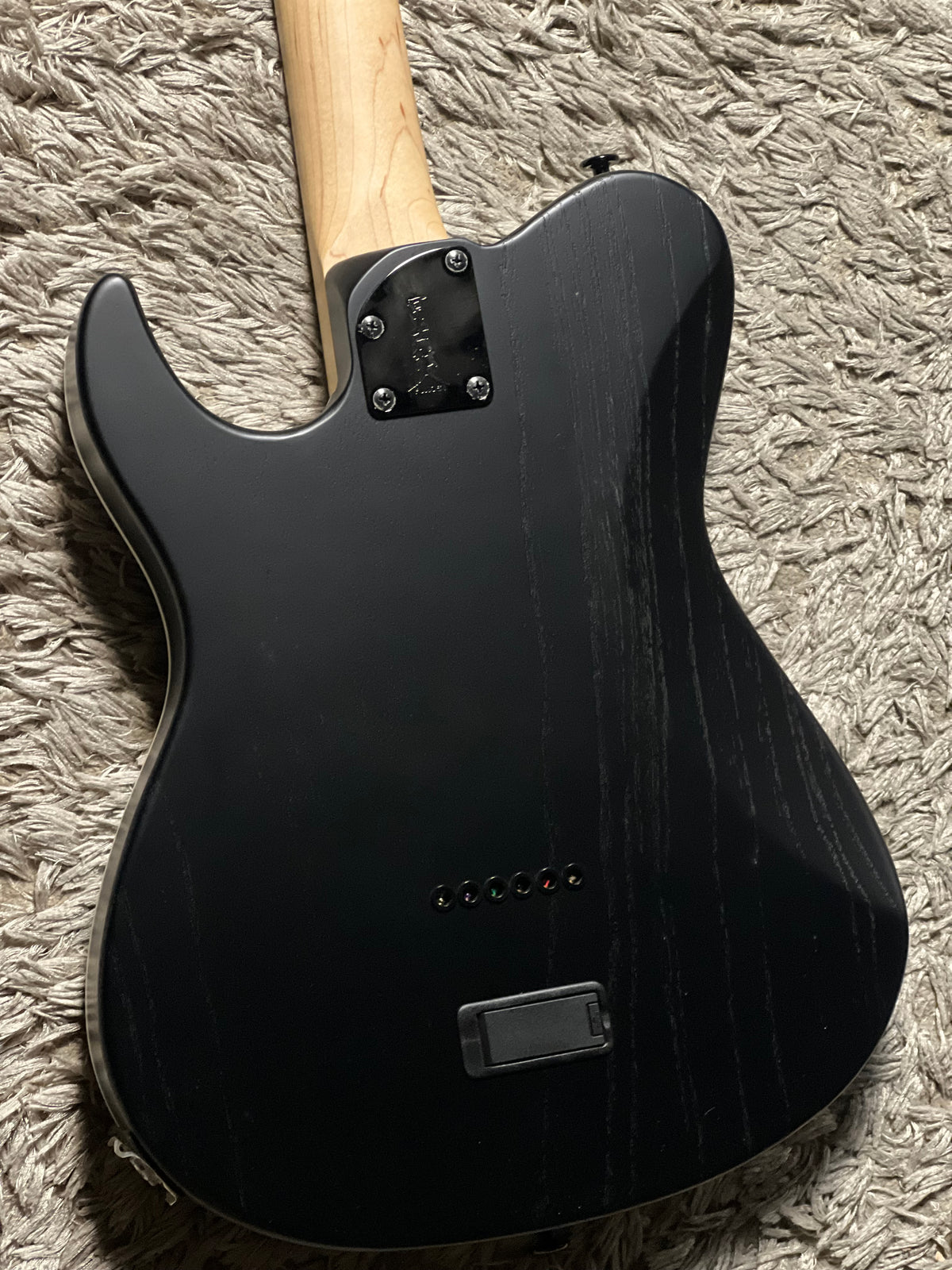 Fujigen FGN Iliad JIL2-ASH-DE664-R/OPB in Open Pore Black H221382