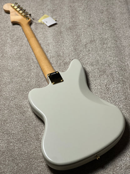 Fender Japan Traditional 2025 Collection 60s Jaguar with RW FB in White Pearl JD25012943