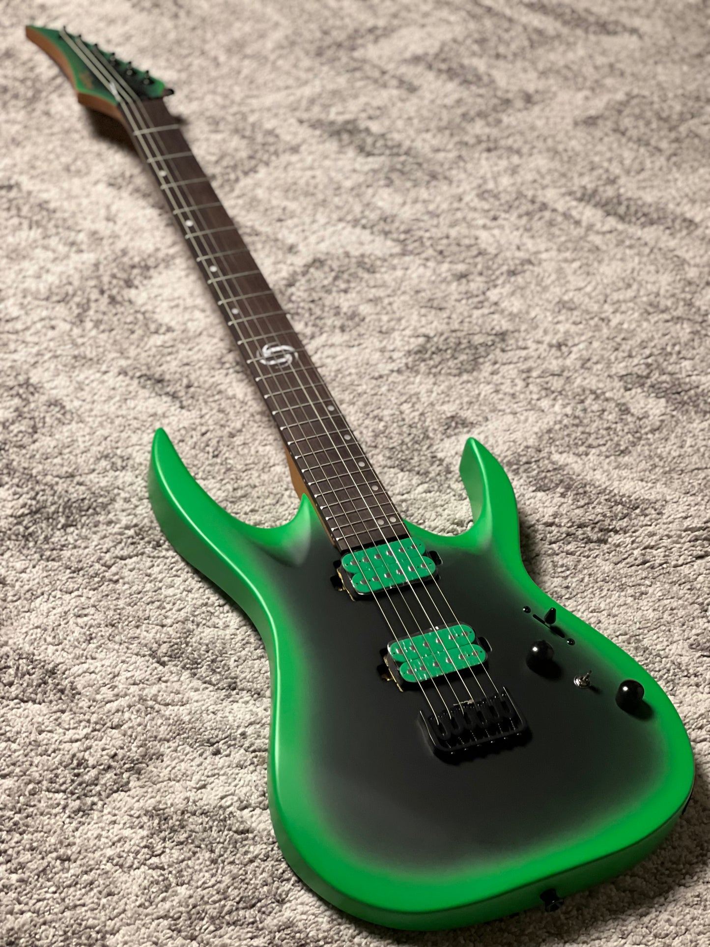 SQOE SEIB6S RGS in Satin Neon Green