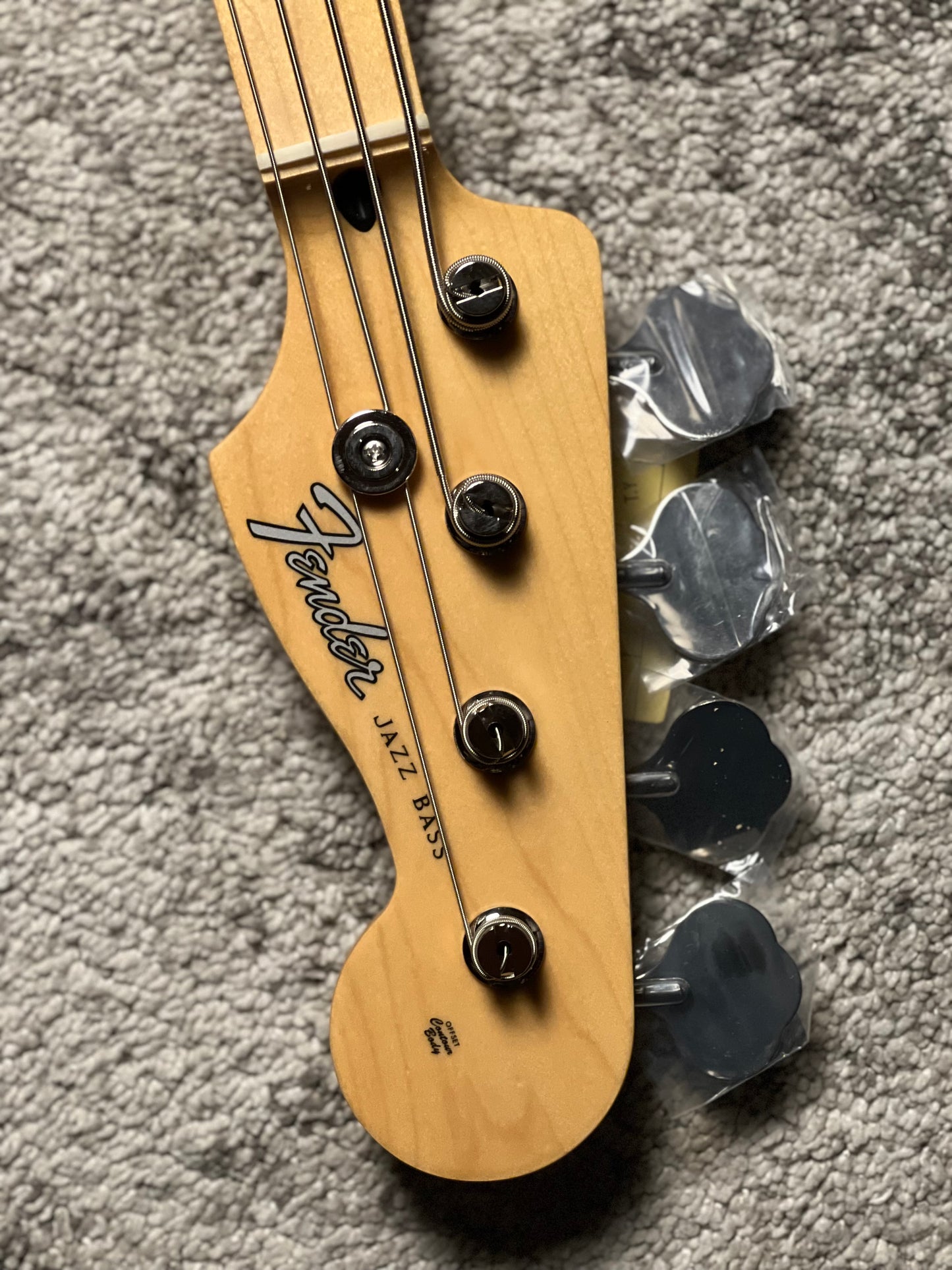 Fender Japan Hybrid II Jazz Bass with Maple FB in Vintage Natural JD26002116