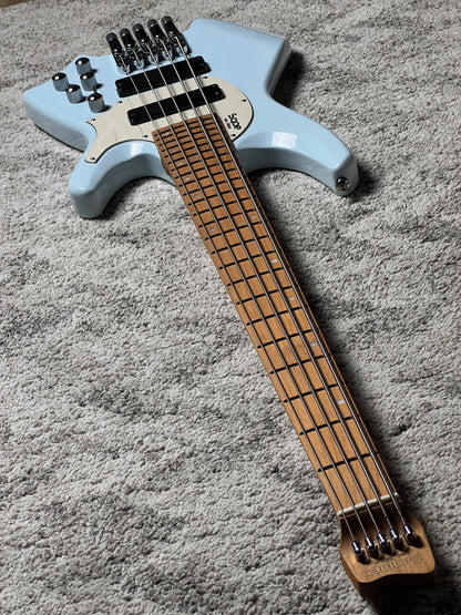 SQOE SBWT750 SBL Warrior 5-String Headless Bass in Sonic Blue