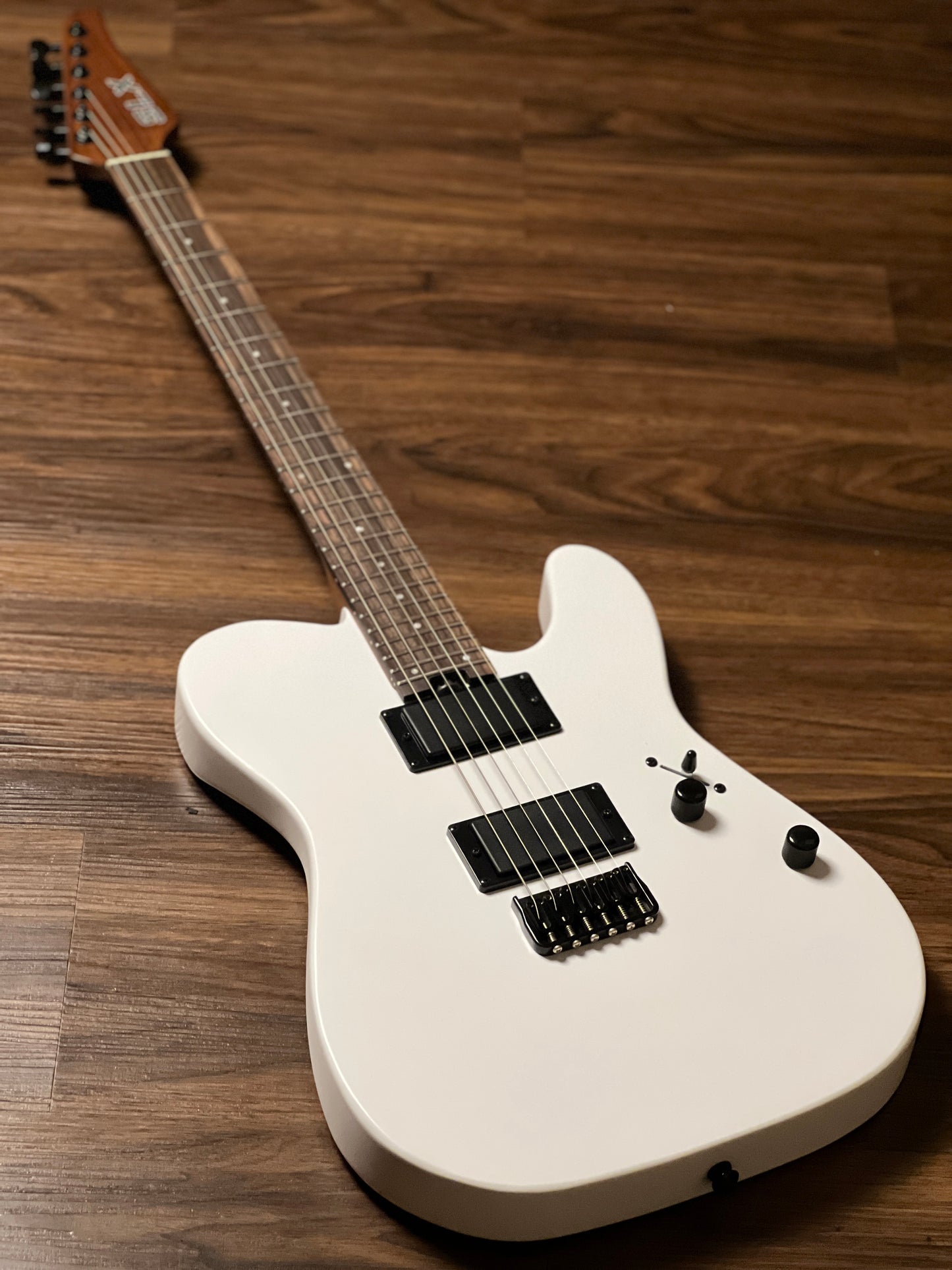 SLX Raven Modern Pro 24 HH Active with Rosewood FB in Satin White