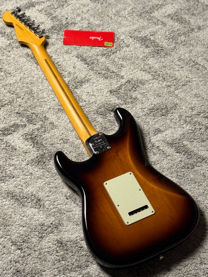 Fender American Professional II Stratocaster with RW FB in Anniversary 2-Tone Sunburst US23082351