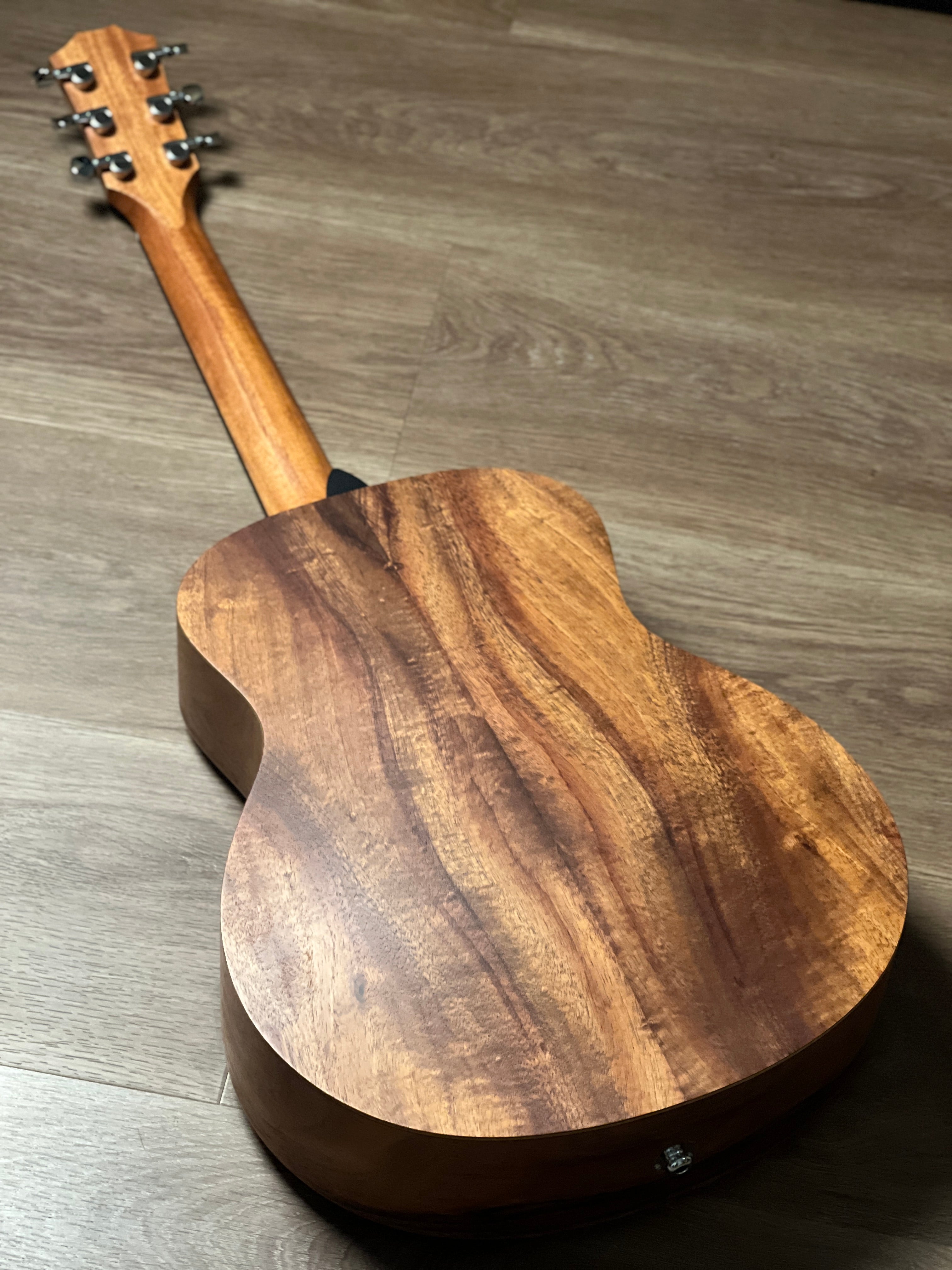 Taylor GS Mini-e Koa - Natural – nafiriguitar.com