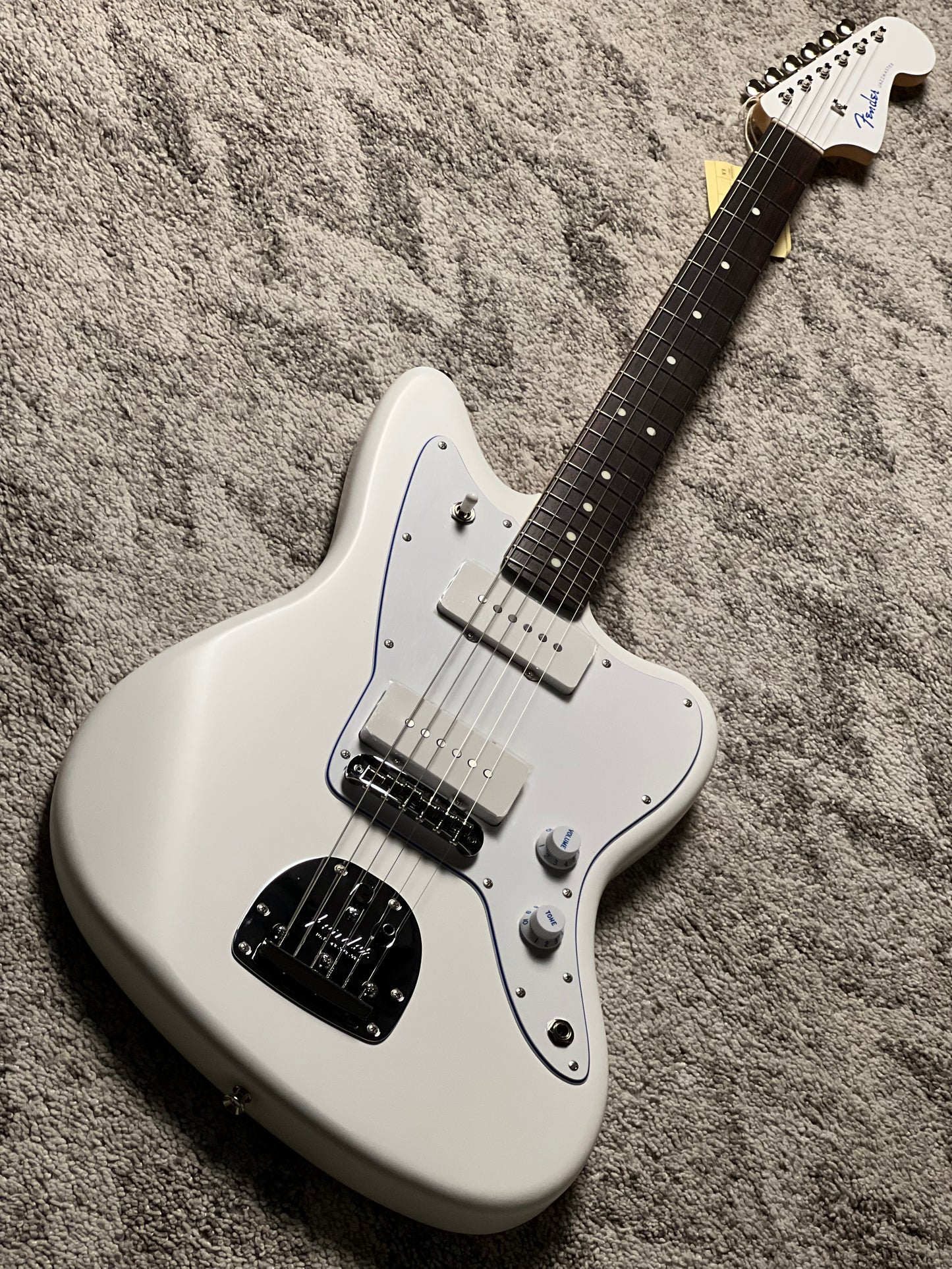 Fender MIJ Limited Jazzmaster with RW FB in Blanc JD25023294