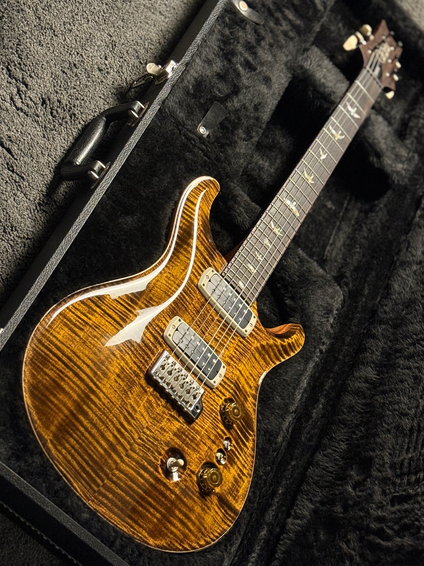 PRS Custom 24-08 2024 in Yellow Tiger 0380048