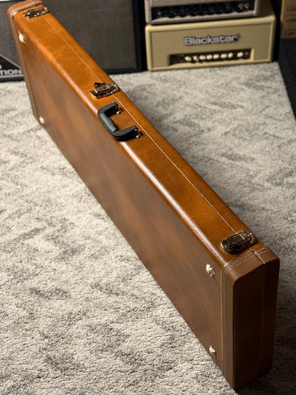 MOD Case Gibson Explorer Hardshell Case Replica in Brown