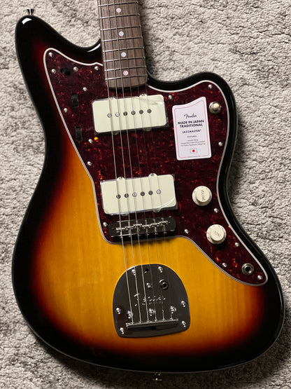 Fender Japan Traditional 60s Jazzmaster with RW FB in 3-Color Sunburst JD25030466