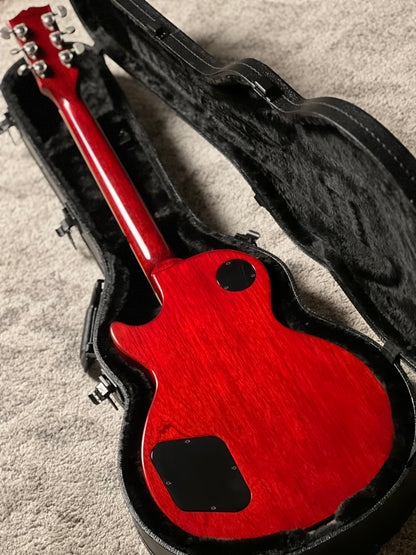 Gibson Les paul Classic in Translucent Cherry w/Case 217230067