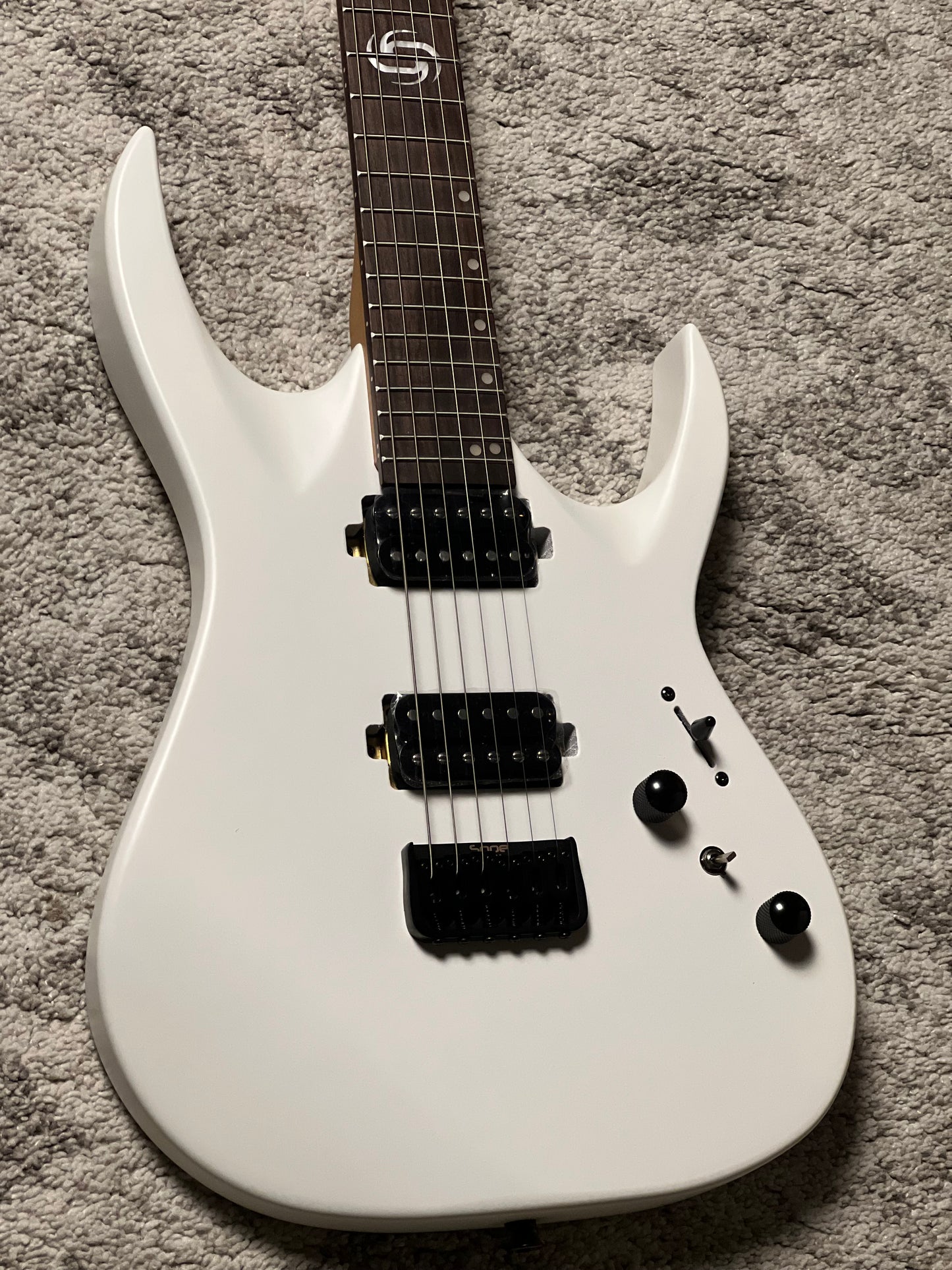 SQOE SEIB6S WH in Satin White
