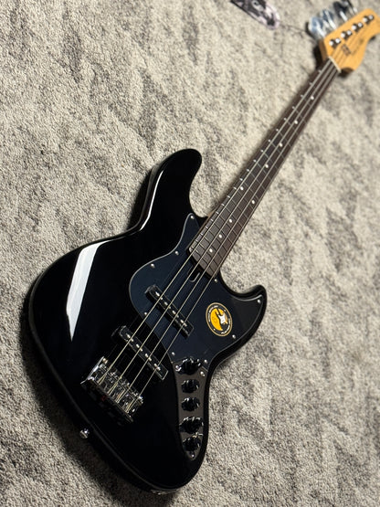 Sire Marcus Miller V3 4-String Bass in Gloss Black