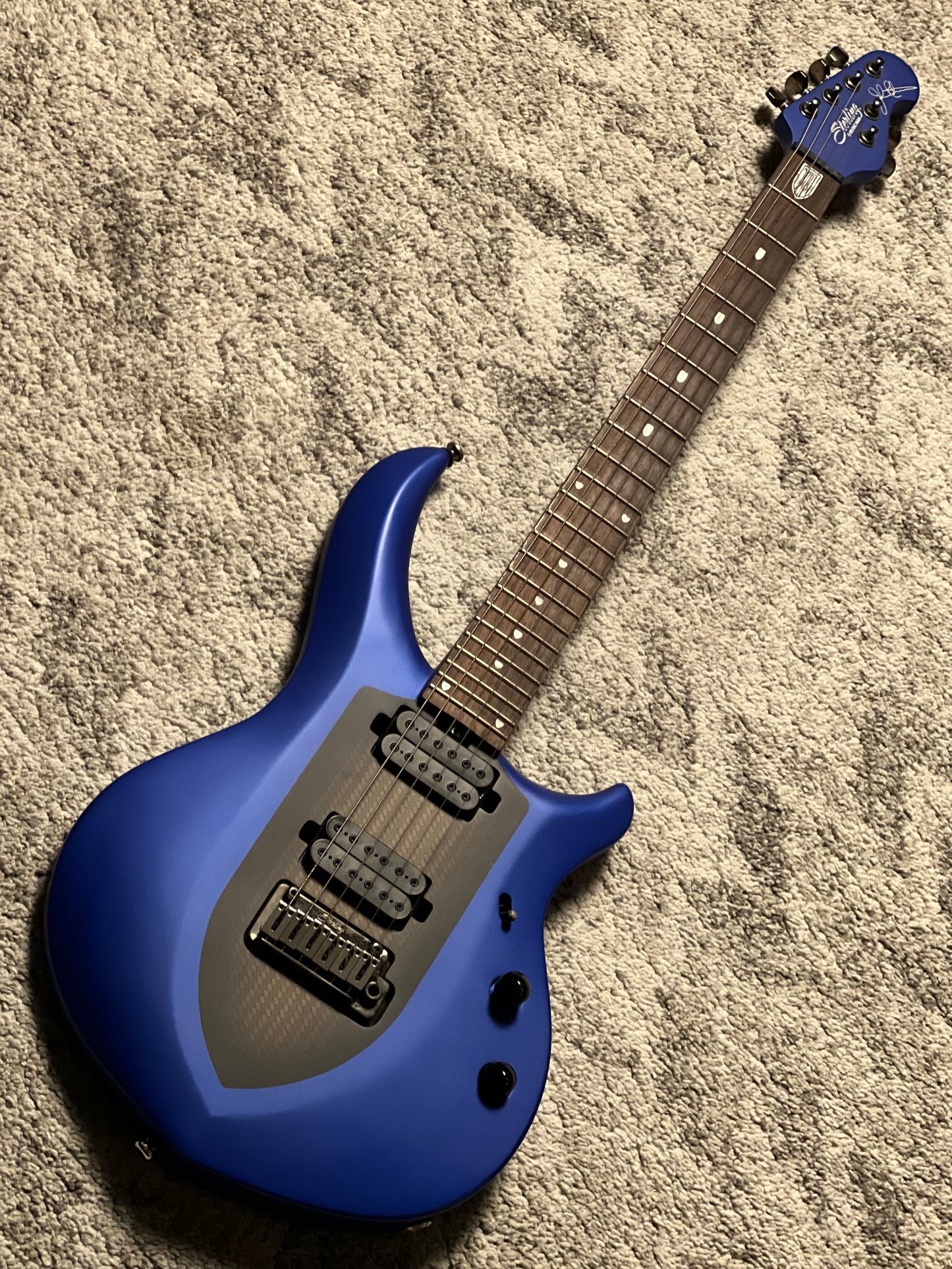 Sterling by Music Man MAJ100-SSP John Petrucci Majesty w/Bag in Siberian Sapphire 230506801