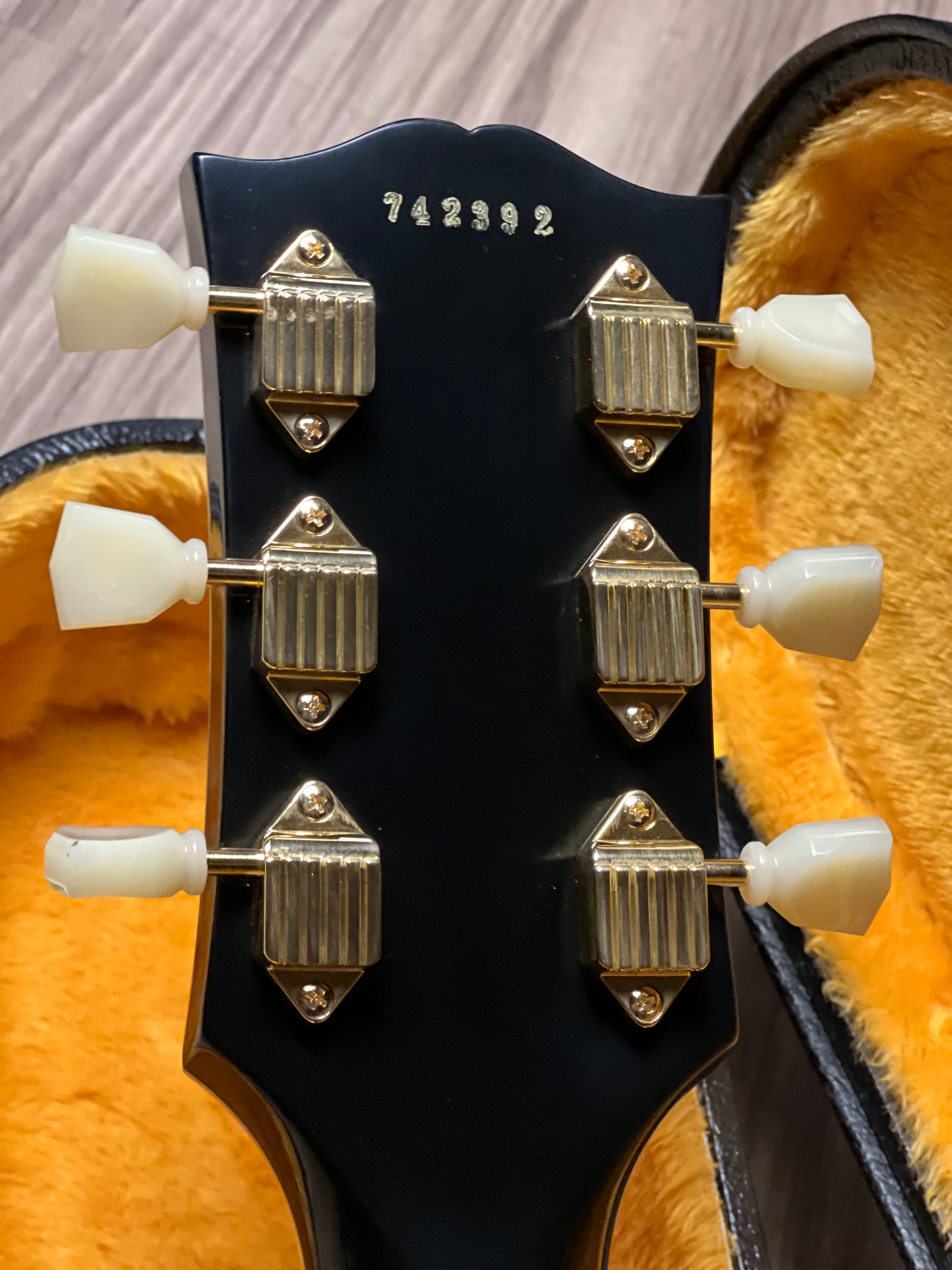 Gibson 1957 Les Paul Custom Reissue 3-Pickup Bigsby in Ebony w/Case 742392