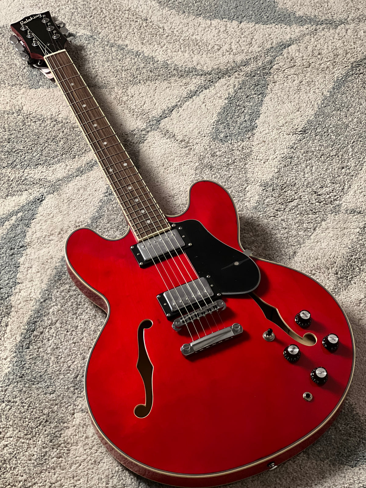 Soloking SH-335 Heritage in Cherry Red