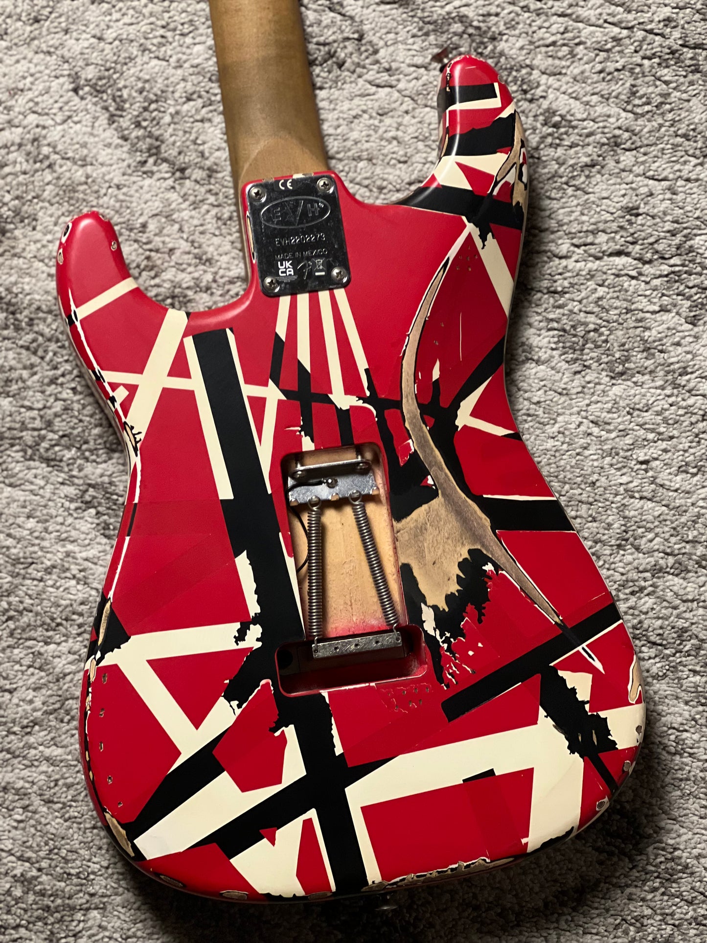 EVH Striped Series Frankenstein Relic - Red/Black/White EVH2202273