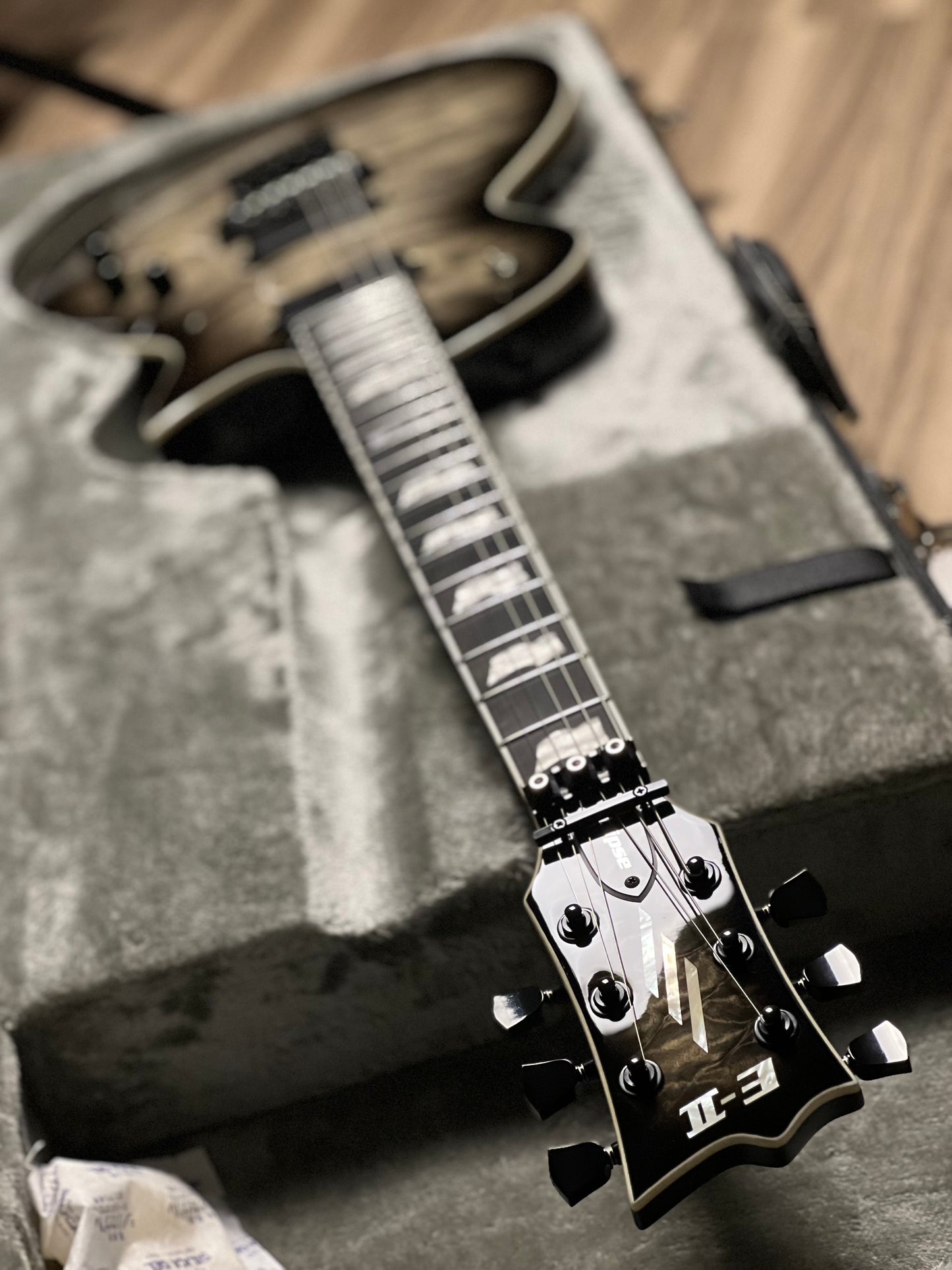 ESP E-II ECLIPSE-QM/FR/FL/Charcoal Burst ES9790233